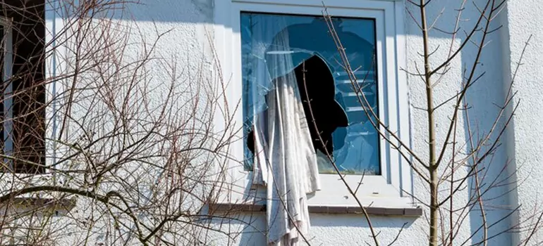 Storm Window Installation Contractors in Stuart, FL